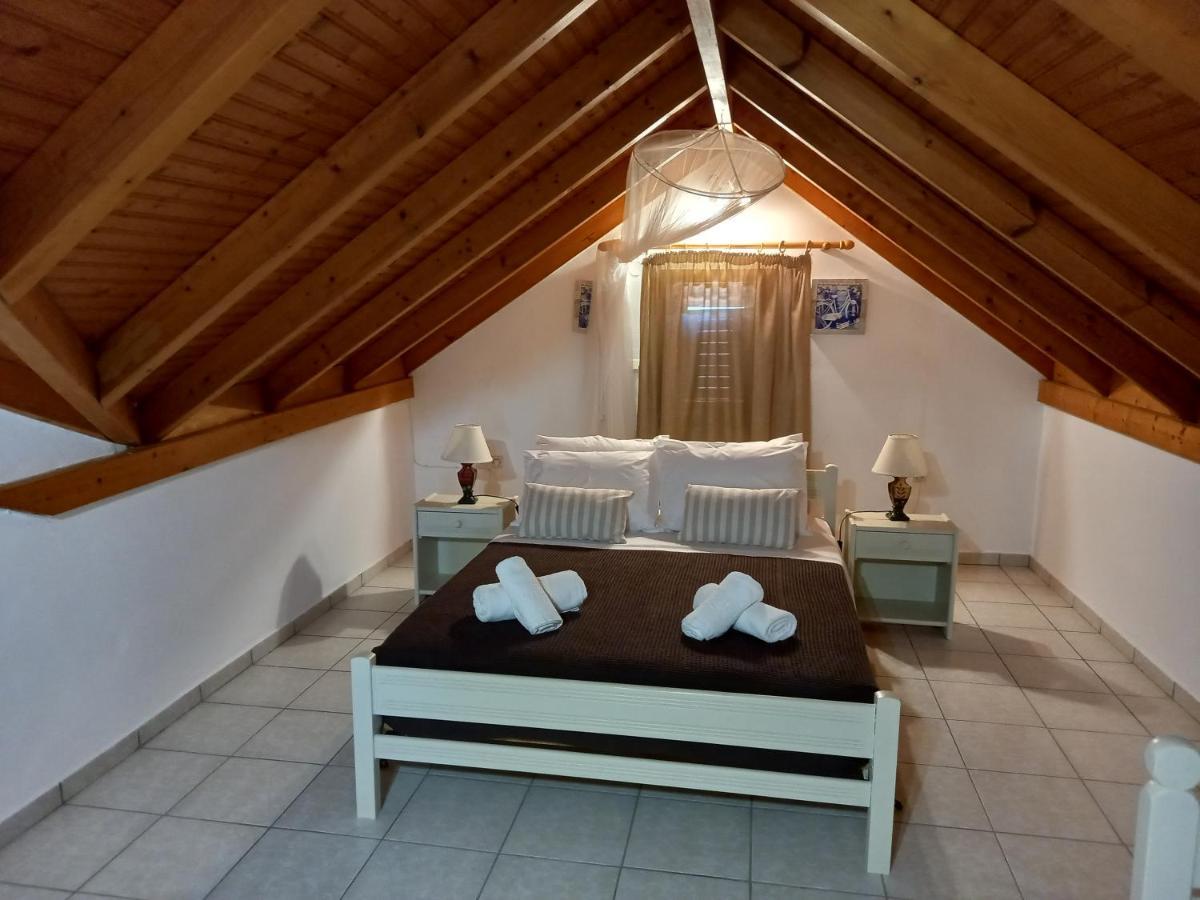 Marketos Apartments Svoronata Ngoại thất bức ảnh