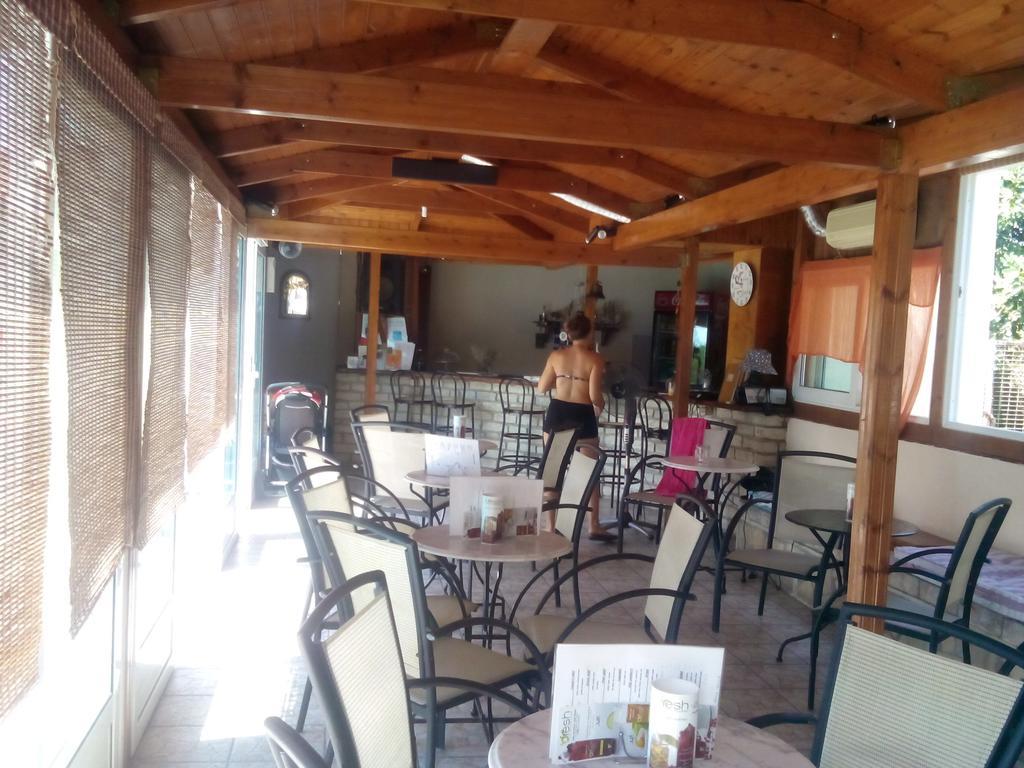Marketos Apartments Svoronata Ngoại thất bức ảnh